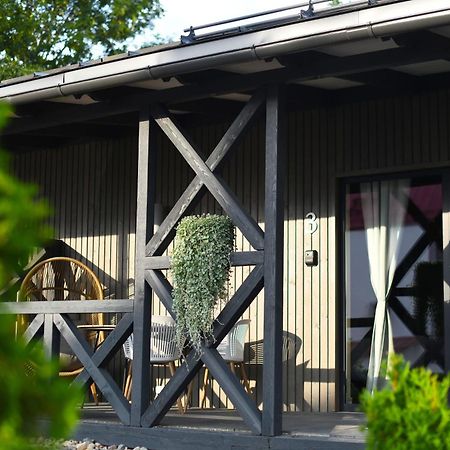 Bahnhofs Hotel Alūksne Kültér fotó