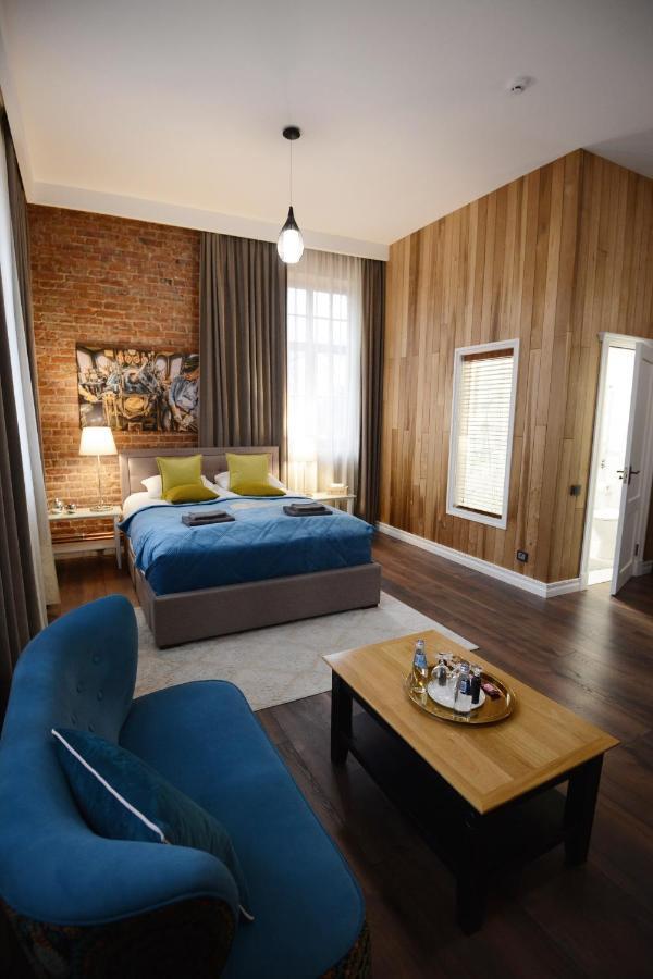 Bahnhofs Hotel Alūksne Kültér fotó